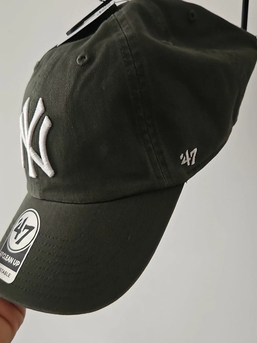 '47 Clean Up Adjustable Baseball Cap with NY Embroidery - Olive New York Yankees - Picture 2 of 3